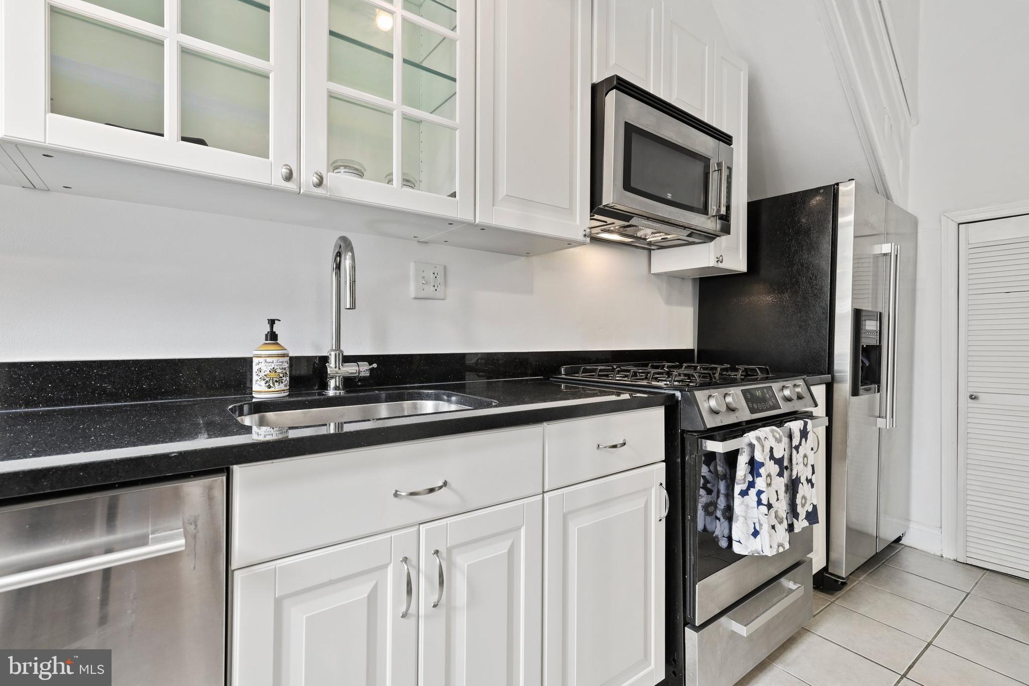 310 9th Street Northeast Washington, DC 20002 - Photo 11 of 49