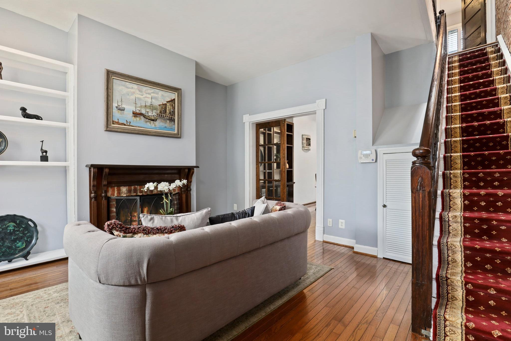 310 9th Street Northeast Washington, DC 20002 - Photo 5 of 49