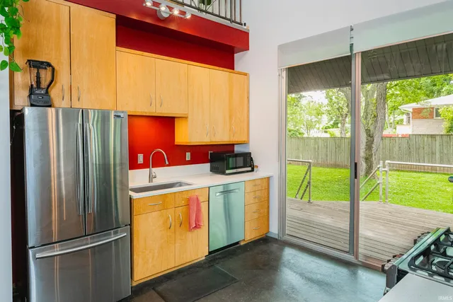 $449,900 | 612 North Kerry Drive, Bloomington, IN 47408