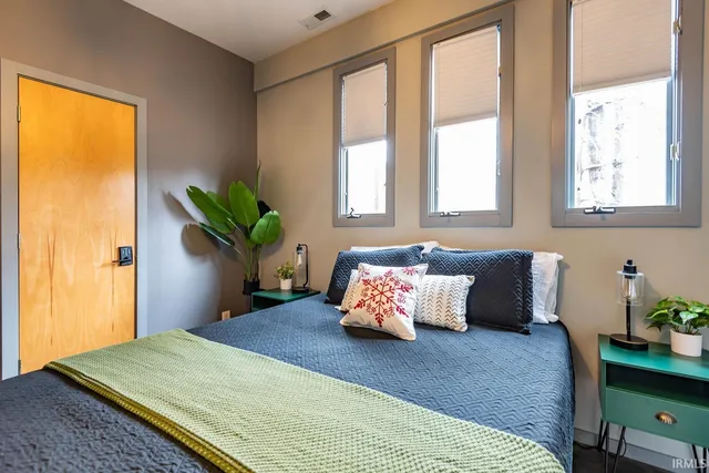 $449,900 | 612 North Kerry Drive, Bloomington, IN 47408