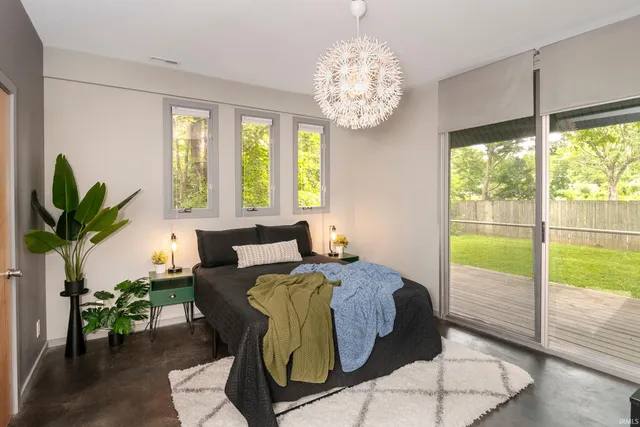 $449,900 | 612 North Kerry Drive, Bloomington, IN 47408