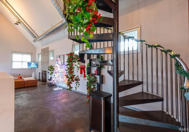 $449,900 | 612 North Kerry Drive, Bloomington, IN 47408