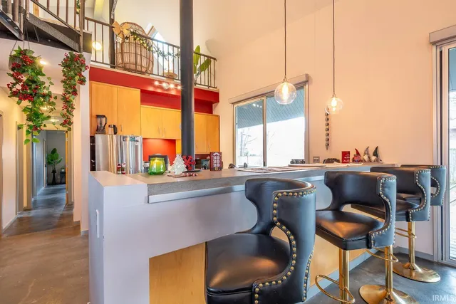 $449,900 | 612 North Kerry Drive, Bloomington, IN 47408