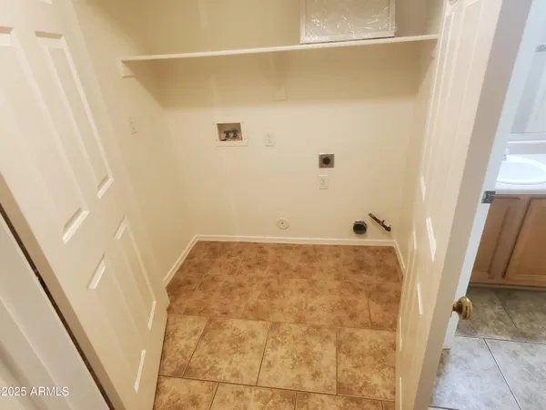 $1,925 | 10530 West Louise Drive, Peoria, AZ 85383