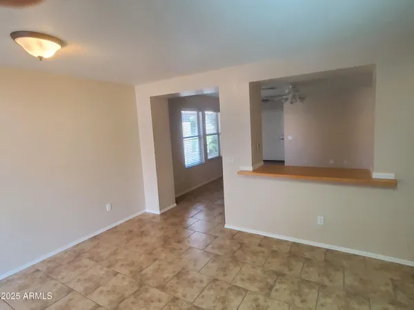 $1,925 | 10530 West Louise Drive, Peoria, AZ 85383