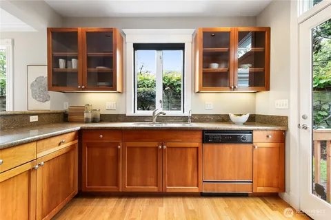 $1,100,000 | 2202 East John Street, Seattle, WA 98112