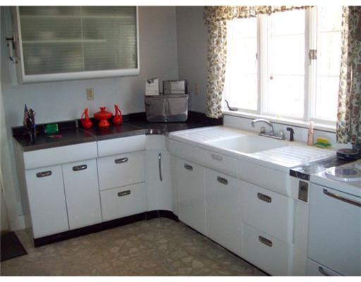 131 Mere Point Road Brunswick, ME 04011 - Photo 5 of 16 Kitchen.