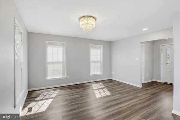 $3,600 | 15123 Philip Lee Road, Chantilly, VA 20151