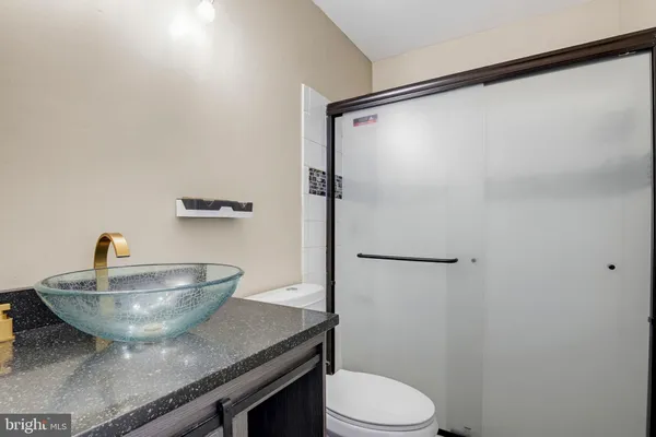 $3,600 | 15123 Philip Lee Road, Chantilly, VA 20151