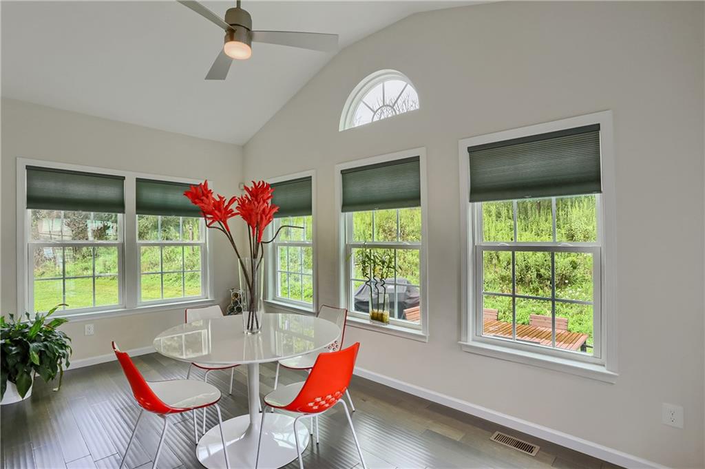 107 Victoria Court McKees Rocks, PA 15136 - Photo 12 of 48 Gallery Image 12