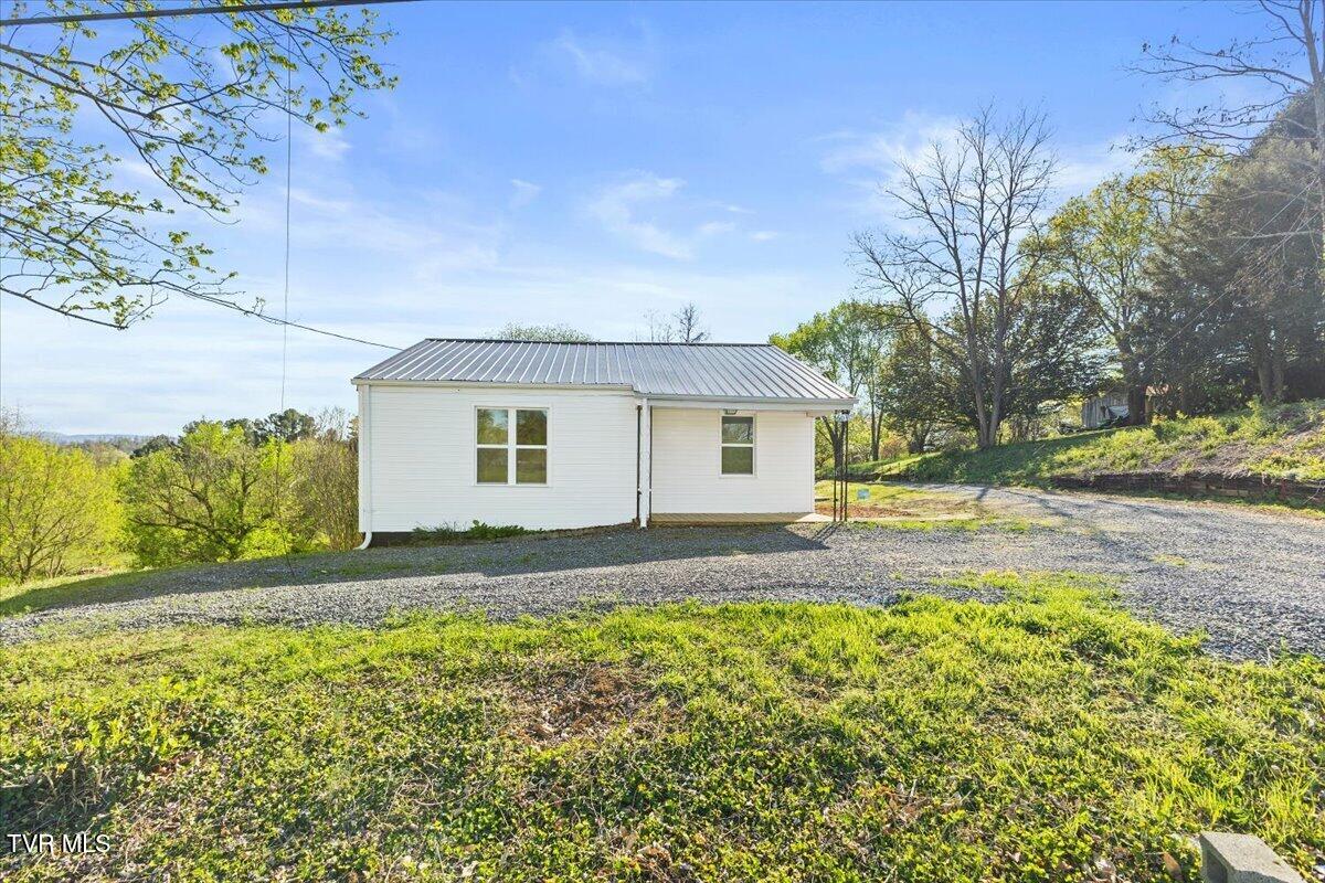 603 Tavern Hill Road Jonesborough, TN 37659 - Photo 3 of 23 03-128A0243