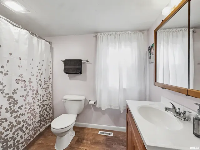 $138,000 | 12230 Binkley Road, Marion, IL 62959