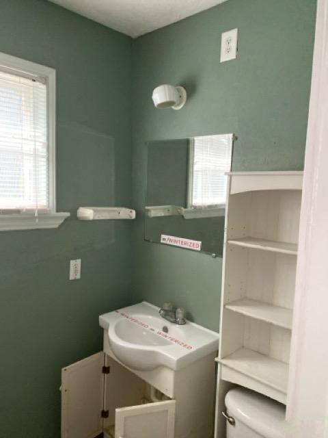 1004 Mccall Avenue Conroe, TX 77301 - Photo 7 of 14