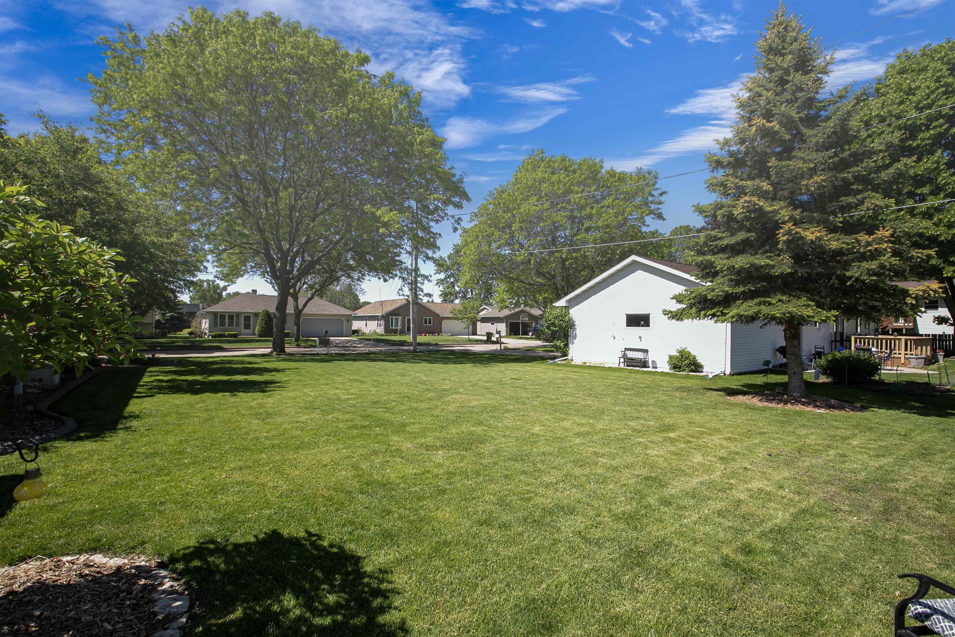 2909 South Summerset Drive Appleton, WI 54915 - Photo 10 of 42