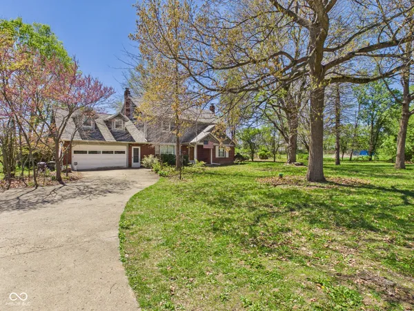 $475,000 | 5433 West 8th Street Road, Anderson, IN 46011