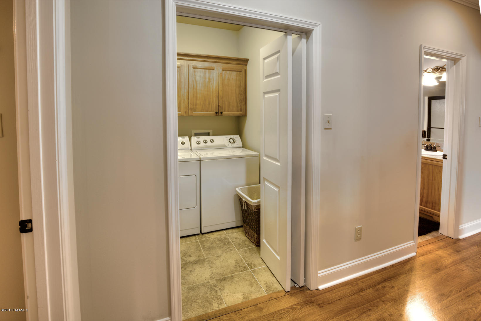 403 Smith-Reed Road Lafayette, LA 70507 - Photo 17 of 32 Hall1