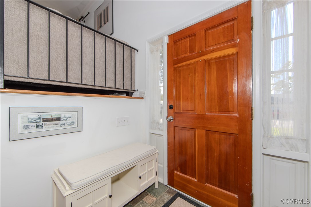 614 Compton Road Colonial Heights, VA 23834 - Photo 12 of 34 Gallery Image 12