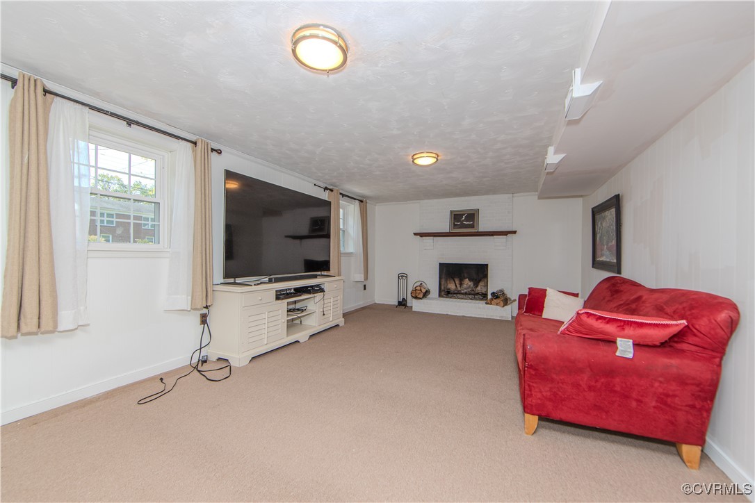 614 Compton Road Colonial Heights, VA 23834 - Photo 10 of 34 Gallery Image 10