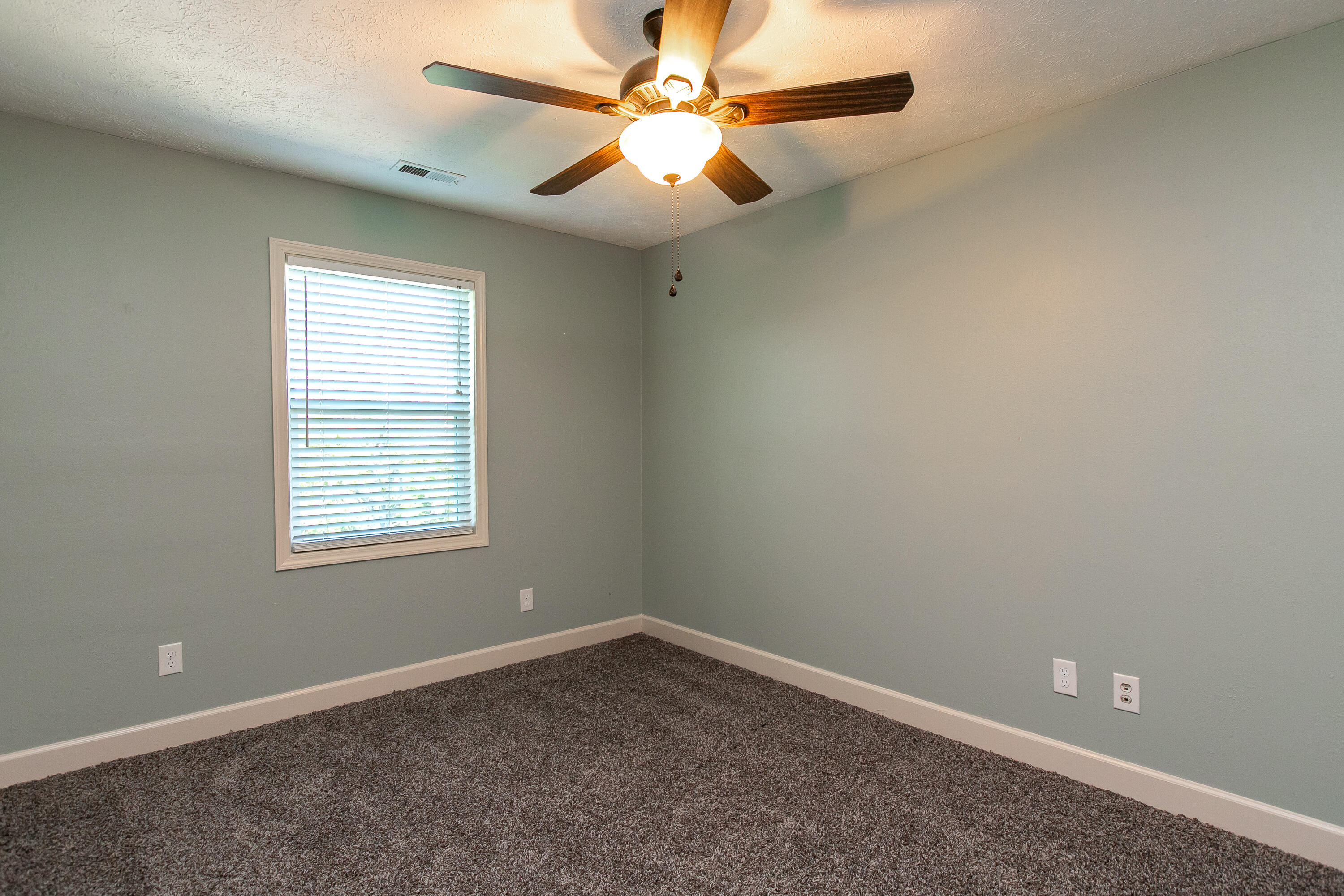 3561 Lexington Road Richmond, KY 40475 - Photo 40 of 48 2-20