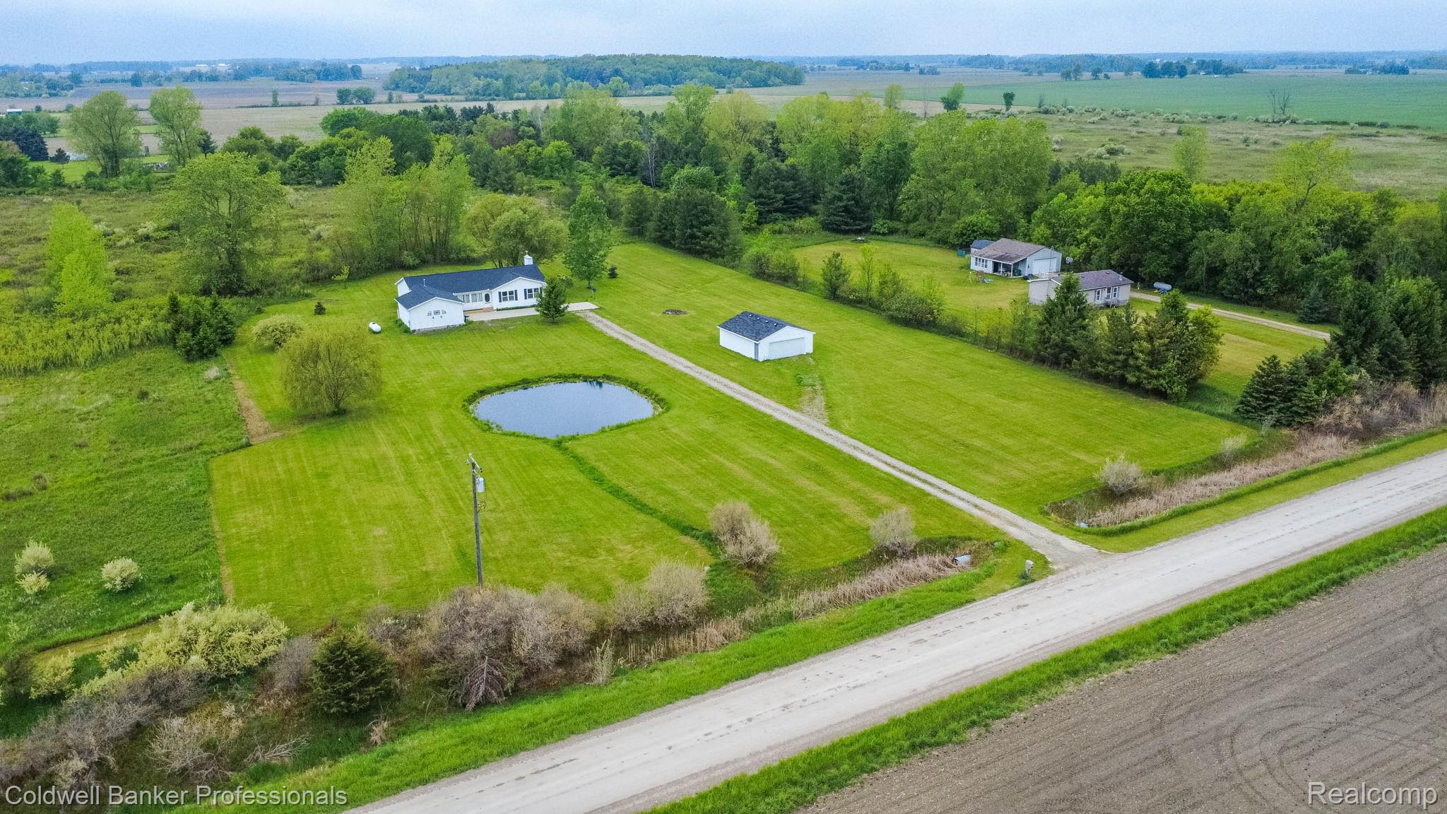 6456 Bricker Road Melvin, MI 48454 - Photo 39 of 52 38-web-or-mls-zdrone (3).jpg