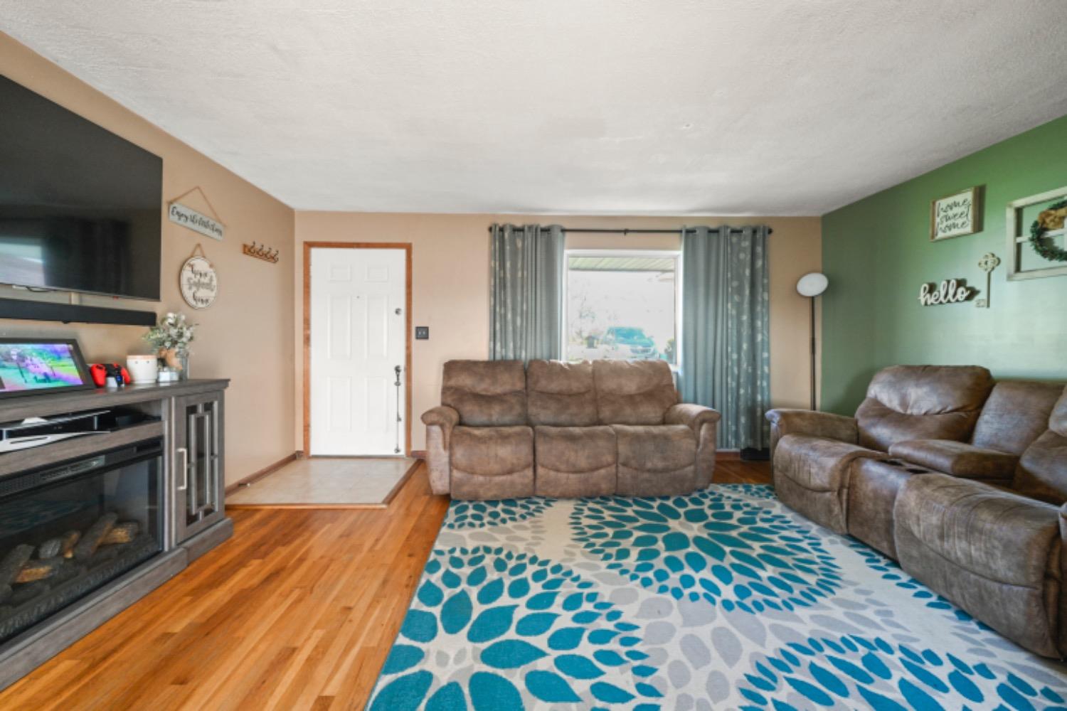 13092 Probst Road Aurora, IN 47001 - Photo 8 of 26 Gallery Image 8