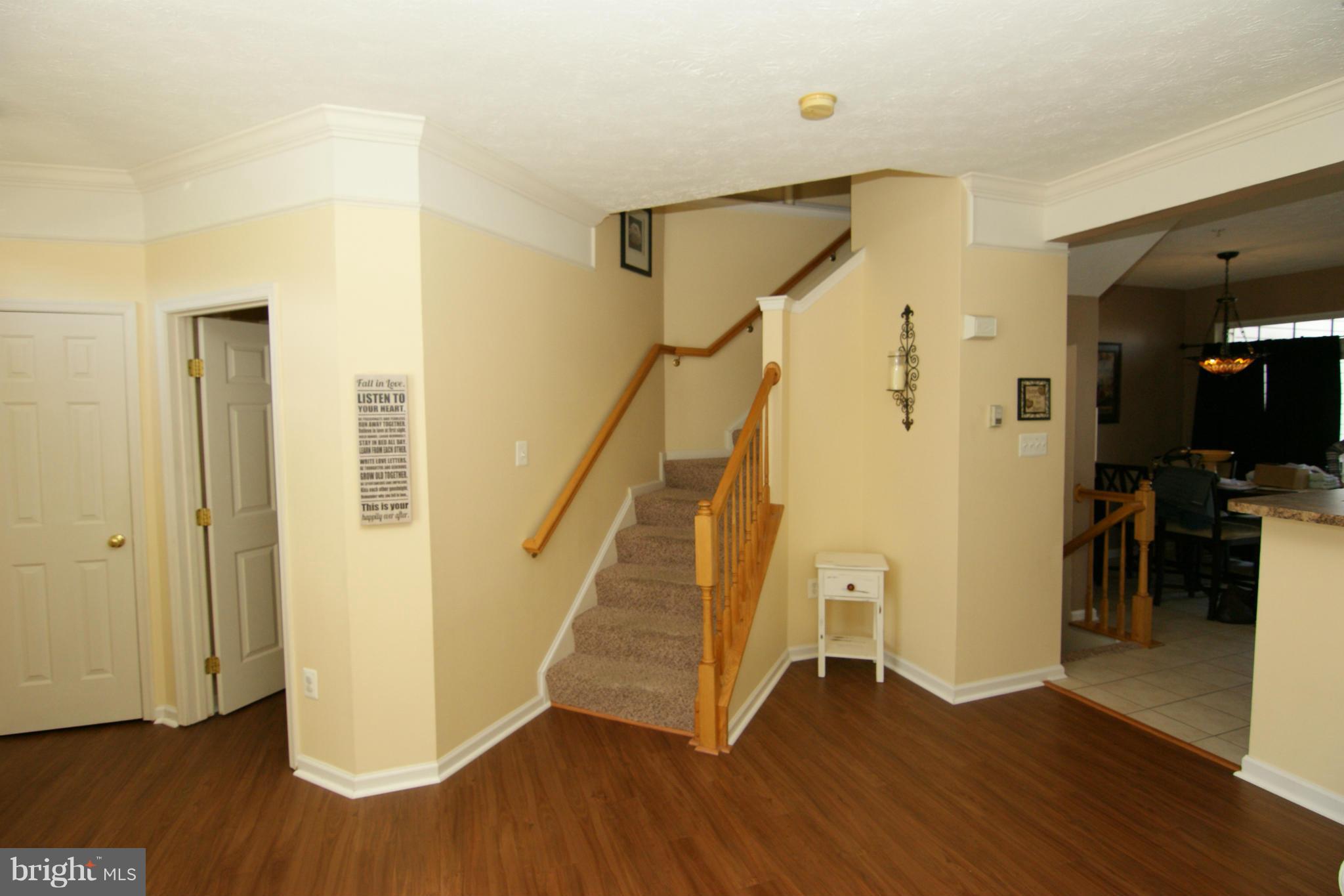 5024 Finsbury Road Baltimore, MD 21237 - Photo 11 of 25 Interior (General)