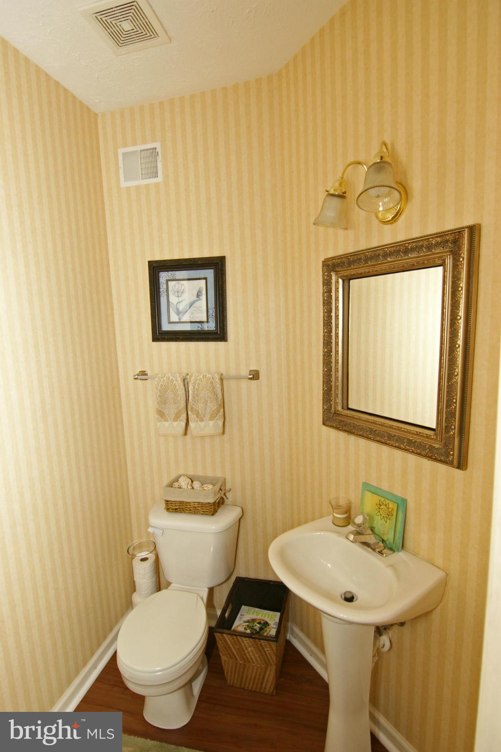 5024 Finsbury Road Baltimore, MD 21237 - Photo 3 of 25 First Floor Powder Room