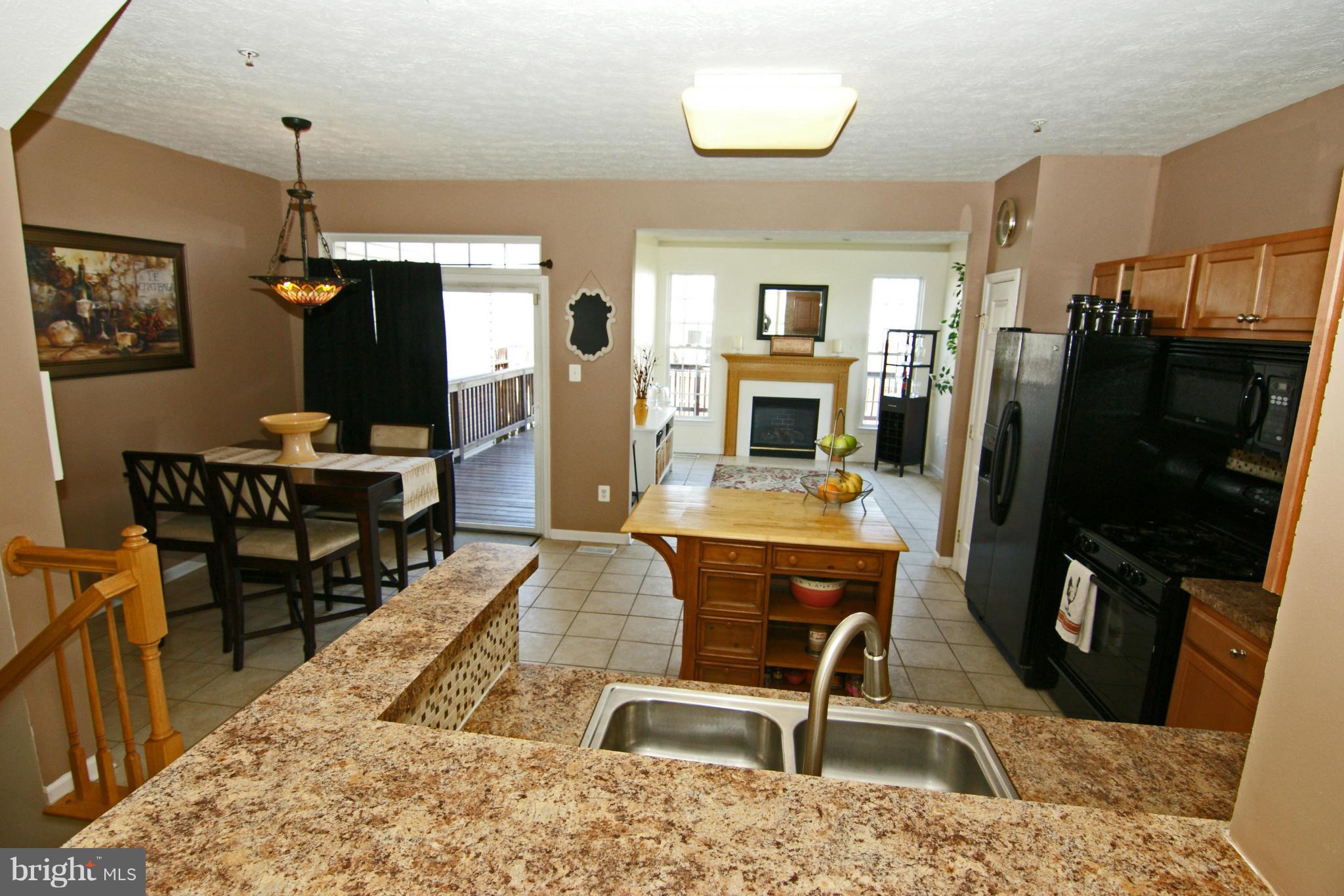 5024 Finsbury Road Baltimore, MD 21237 - Photo 5 of 25 Kitchen