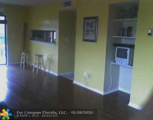3252 Foxcroft Road, Unit 301 Miramar, FL 33025 - Photo 3 of 6 Living Room