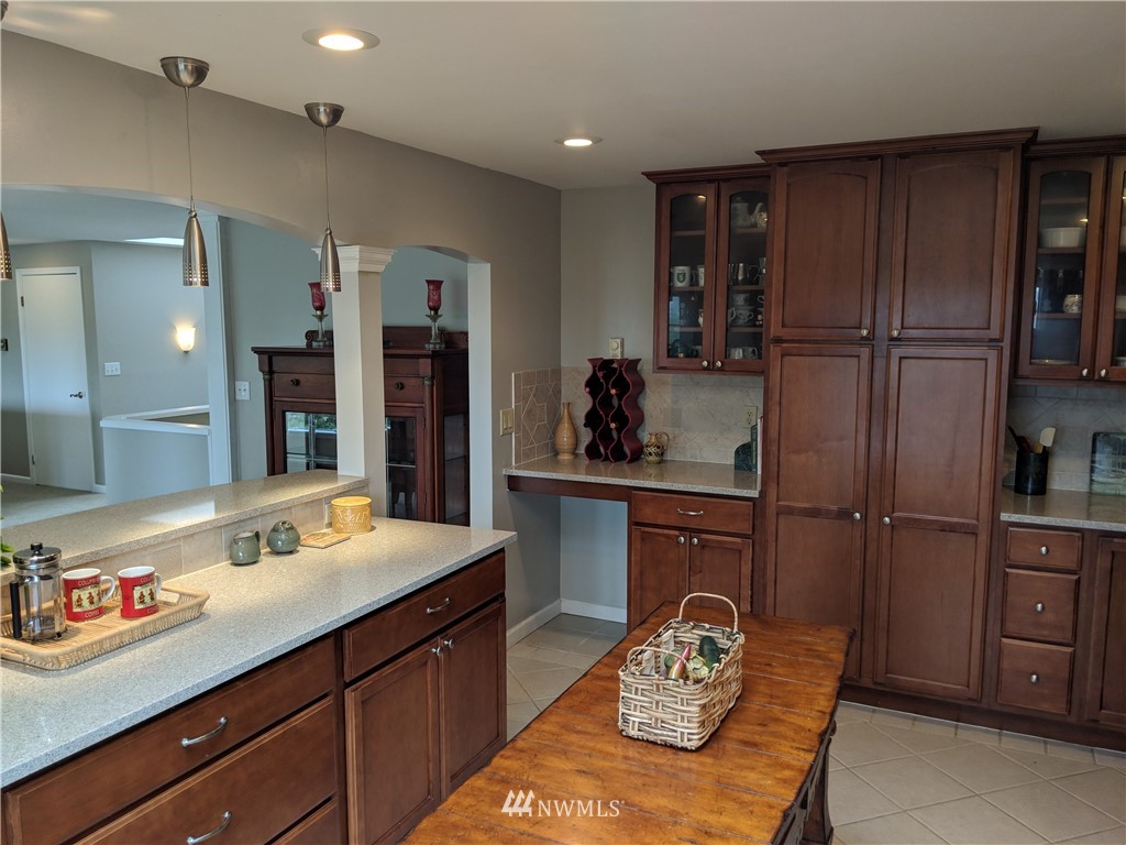22433 3rd Avenue Southeast Bothell, WA 98021 - Photo 11 of 25