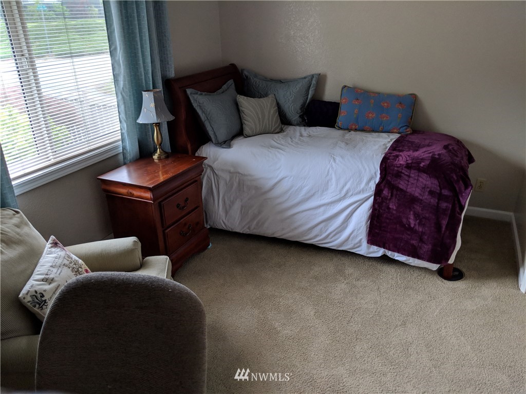 22433 3rd Avenue Southeast Bothell, WA 98021 - Photo 16 of 25