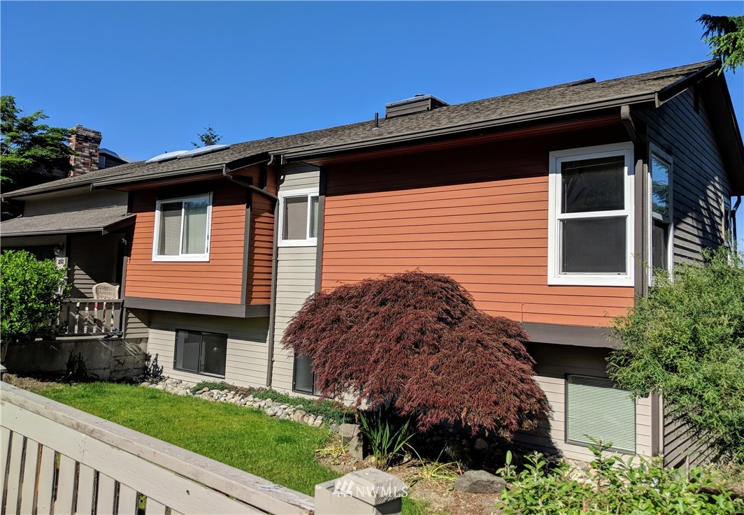 22433 3rd Avenue Southeast Bothell, WA 98021 - Photo 3 of 25