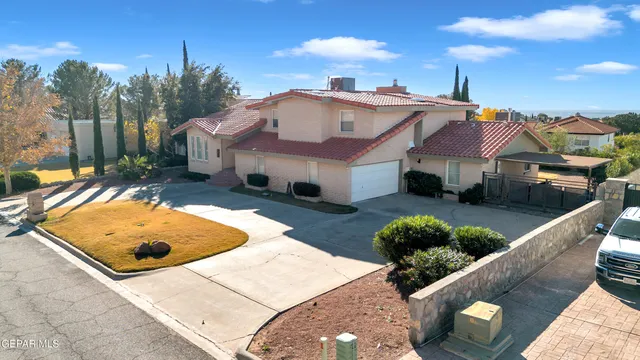 $520,000 | 5809 Via Cuesta Drive, El Paso, TX 79912