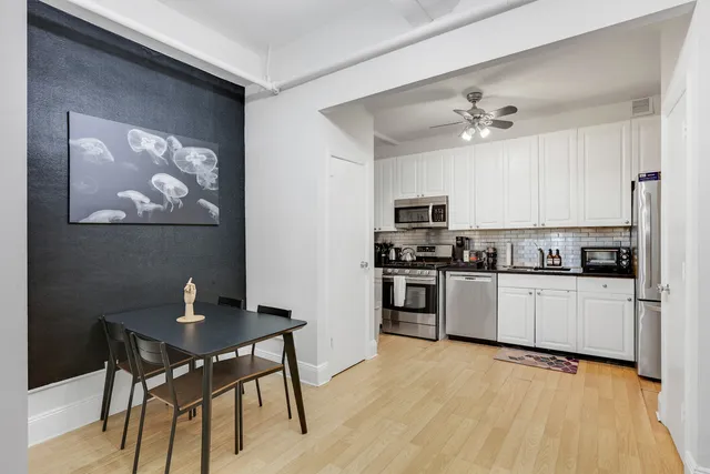 $775,000 | 56 Court Street, Unit 2B | Brooklyn Heights
