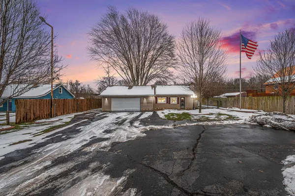 $269,900 | 2743 North M 140 Highway, Watervliet, MI 49098