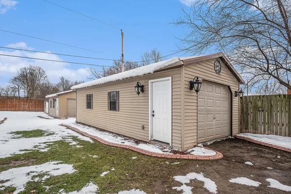 $269,900 | 2743 North M 140 Highway, Watervliet, MI 49098