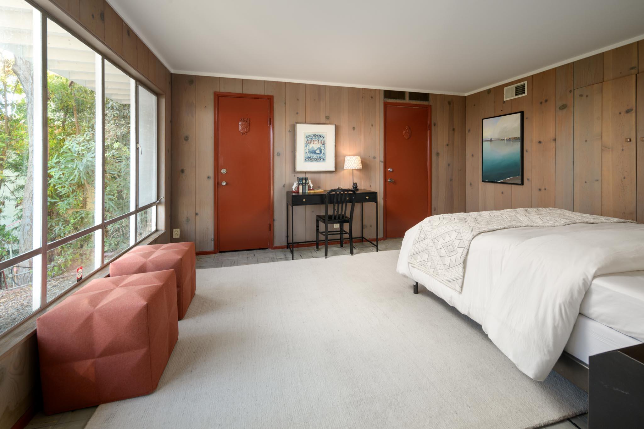 929 Arbolado Road Santa Barbara, CA 93103 - Photo 25 of 29 a bedroom with a bed and a window