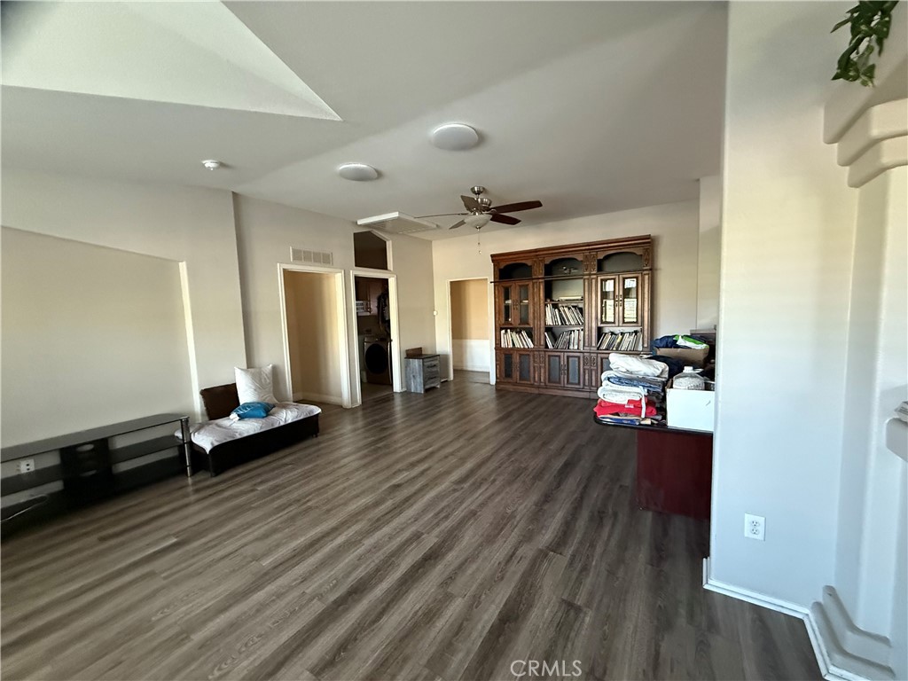 26825 Lazy Creek Road Menifee, CA 92586 - Photo 8 of 25