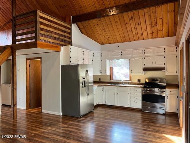 157 Ness Road Dingmans Ferry, PA 18328 - Photo 16 of 33 Kitchen