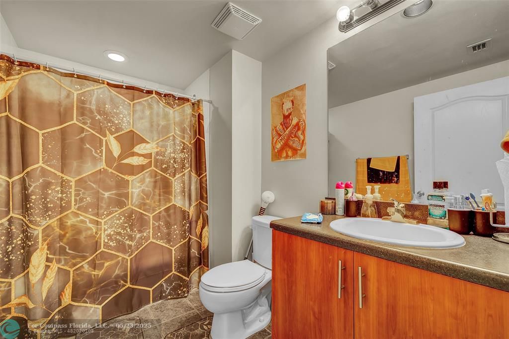 110 North Federal Highway, Unit 815 Fort Lauderdale, FL 33301 - Photo 17 of 40