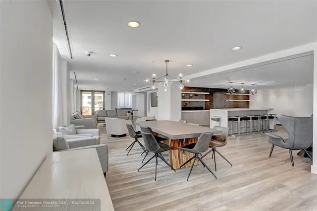 $499,900 | 110 North Federal Highway, Unit 815, Fort Lauderdale, FL 33301