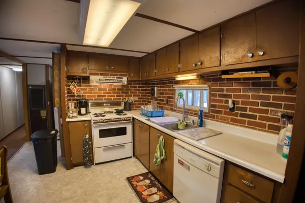 $675,000 | 9 Abenaki Drive, Freedom, NH 03836