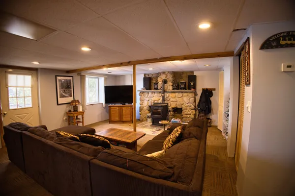 $675,000 | 9 Abenaki Drive, Freedom, NH 03836