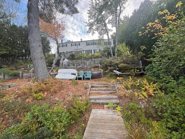 $675,000 | 9 Abenaki Drive, Freedom, NH 03836