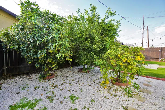 $395,000 | 629 Neville Street, Hanford, CA 93230