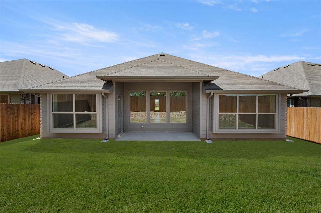 1128 Avery Road Granbury, TX 76049 - Photo 9 of 30 1128 Avery- Back-4