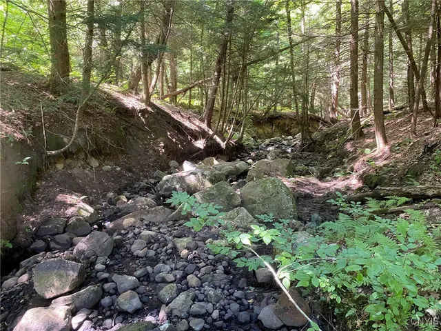 $259,900 | 590 County Road 17, Russell, NY 13684