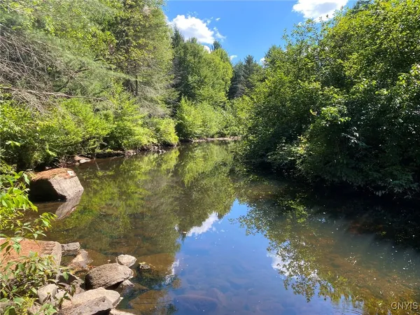 $259,900 | 590 County Road 17, Russell, NY 13684