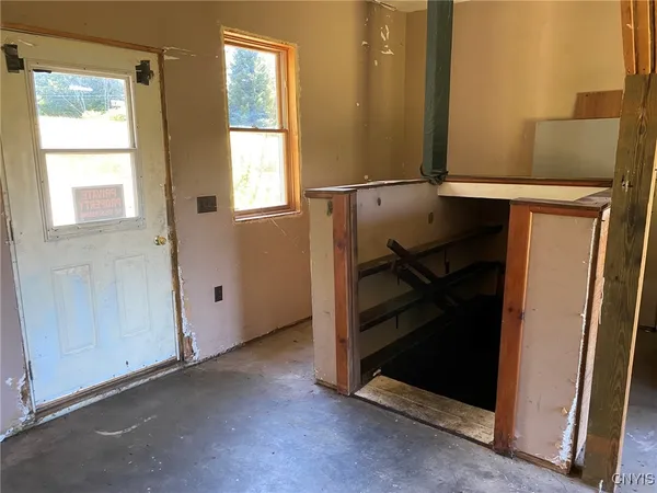 $259,900 | 590 County Road 17, Russell, NY 13684