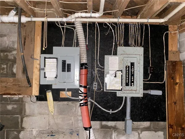 $259,900 | 590 County Road 17, Russell, NY 13684